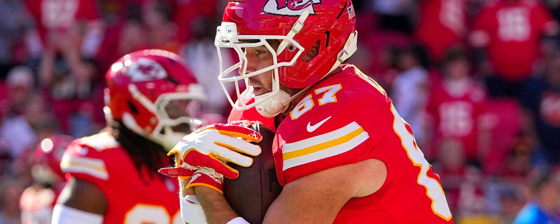 Chiefs rookie praises Travis Kelce’s aura in wholesome mic’d-up moment