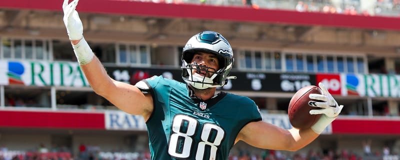 Eagles Thursday Practice Report: Dallas Goedert Returns