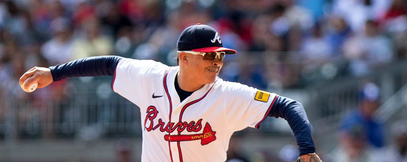 Braves legend Jesse Chavez announces retirement