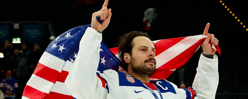 Like Him or Not, Matthews’ Teammates Love Him