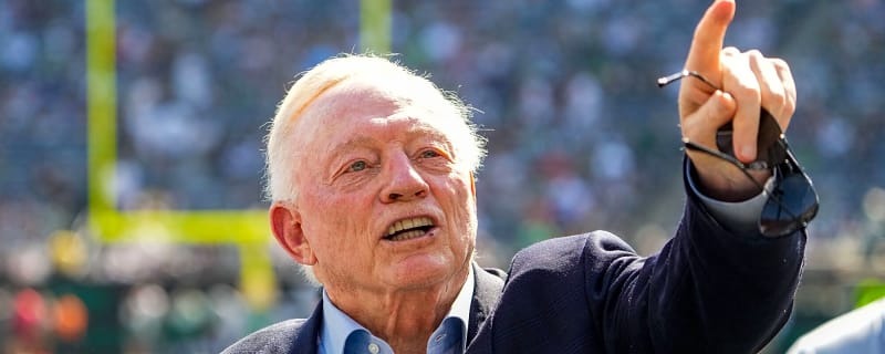 Are the Cowboys preparing to make a splash trade?