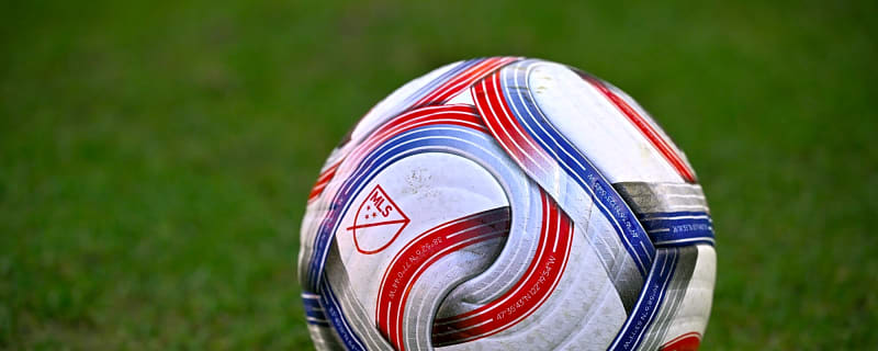 Chelsea seriously exploring Tottenham target who has been a rock at the back for EPL club  in table’s top half