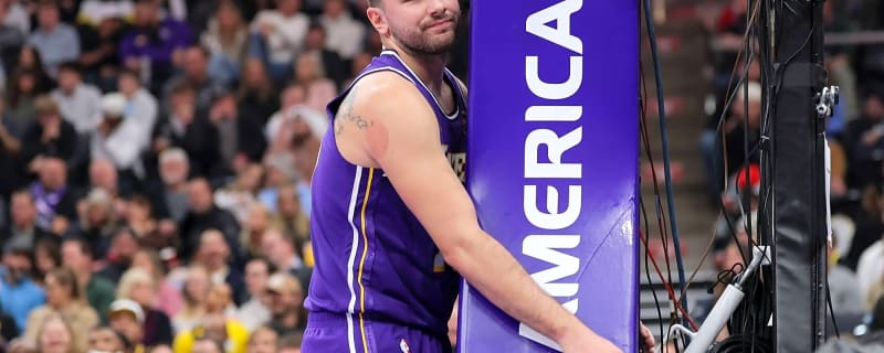 Luka Doncic Wildly Trolls Jarred Vanderbilt Over Dislocated Finger