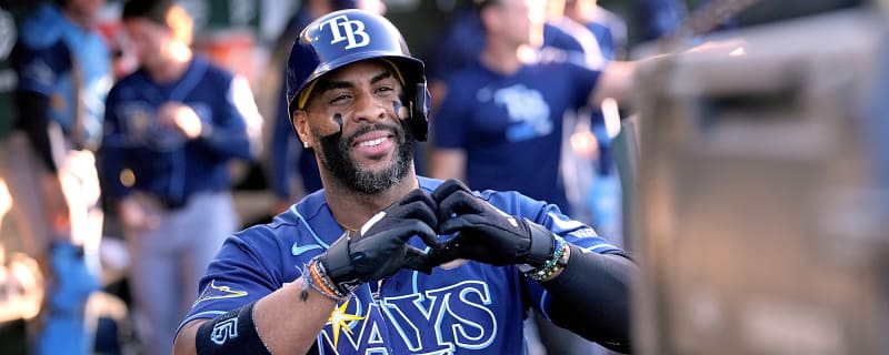 Yandy Díaz Reaches Vesting Option Threshold
