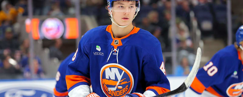 Islanders’ Matthew Schaefer becomes youngest defenseman in NHL history to reach 25 points