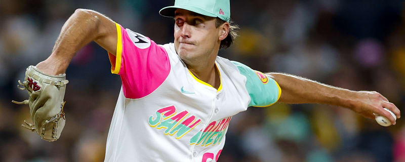 Padres re-sign Kyle Hart