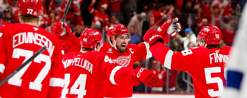 RED HOT WINGS: How Has Detroit Started So Hot?