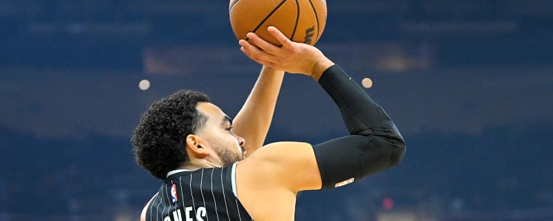 Hornets To Acquire Tyus Jones From Magic