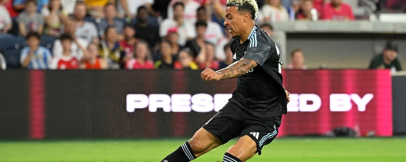 Man United hold edge in race for 21-G/A Arsenal and Chelsea target