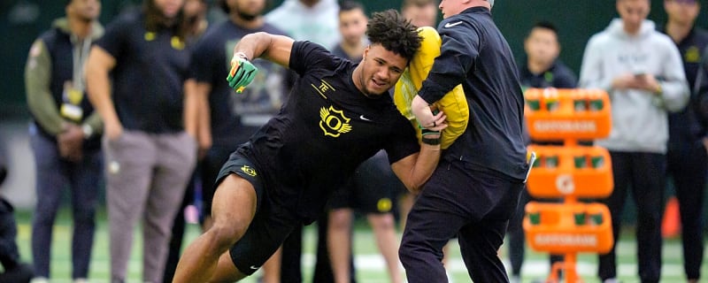Kansas City Chiefs: Host Potential Long-Term Replacement for 11x-Pro Bowler