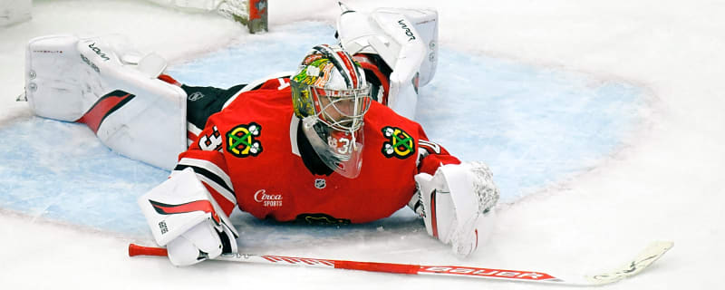Blackhawks Extend 'Crucial Piece' Spencer Knight to Three-Year Deal