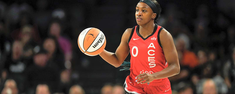 Jackie Young inks a deal with Sketchers