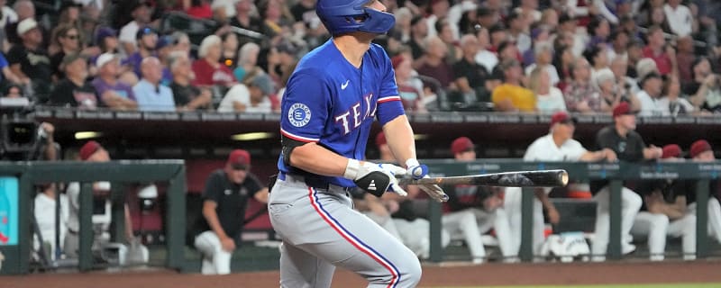 Rangers Ride 4-Run Inning, Bullpen To 4-2 Win Over Red Sox