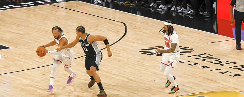 Knicks rally by Spurs in Game 1, continue remarkable playoff run