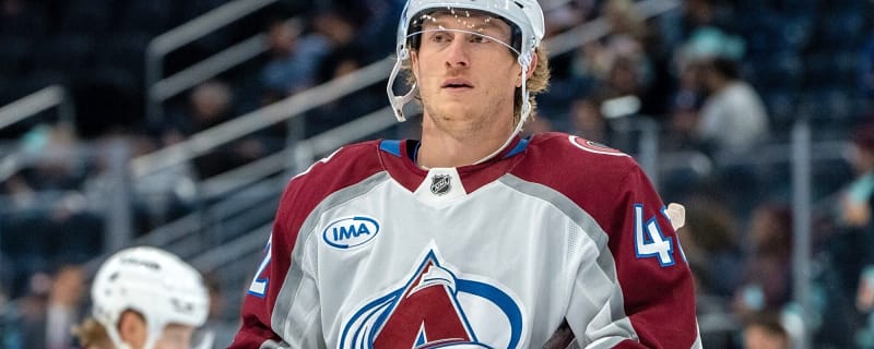 Avalanche sign Josh Manson to two-year contract extension
