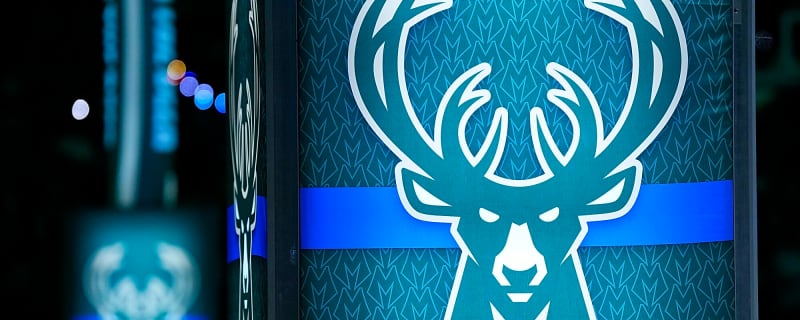 Milwaukee Bucks announce different starting 5 for matchup with Atlanta Hawks