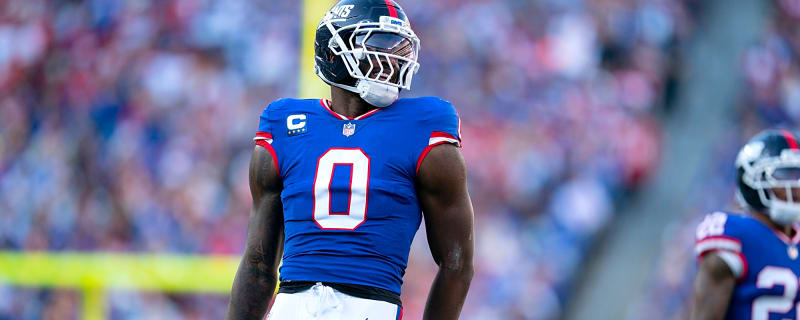 Giants' Brian Burns Exits vs. Titans After Playing Through Ankle Sprain
