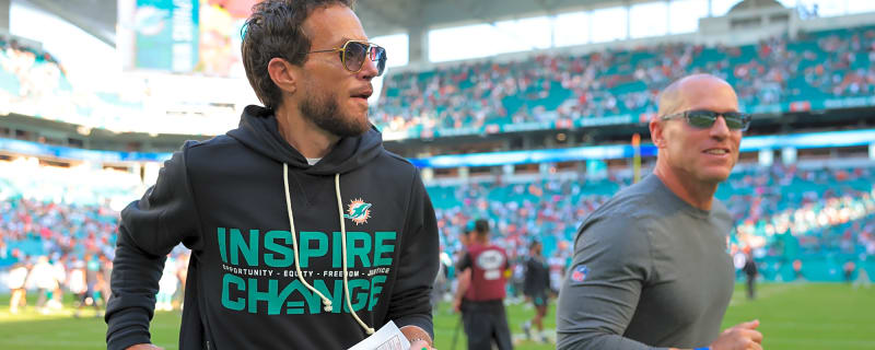 What the Packers believe the Dolphins are getting in Jon-Eric Sullivan, according to those who know him best