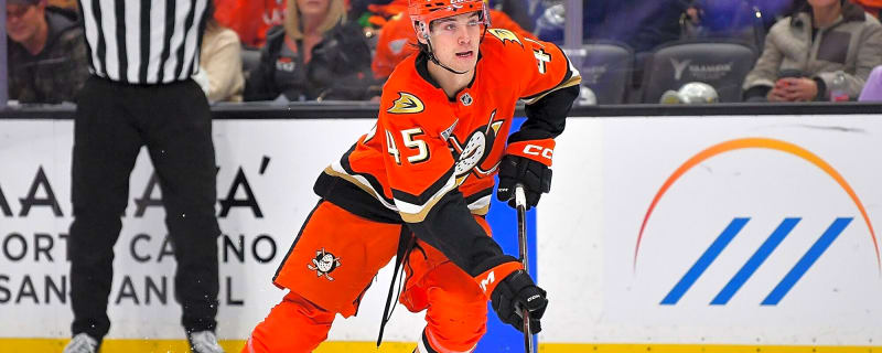 Beckett Sennecke is making a case to stick with Ducks