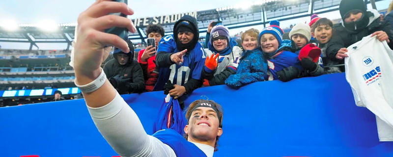 New York Giants receive massive trade haul for the No. 2 pick, remake the secondary and WR room in 7-round 2026 NFL mock draft