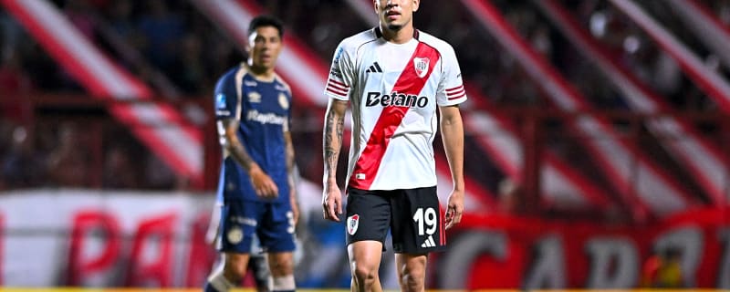 'Unfortunately'- South American media deliver verdict on Kendry Paez’s River Plate debut