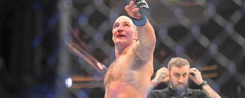 Khamzat Chimaev’s conditioning coach defended by TJ Dillashaw after being blamed for his title loss