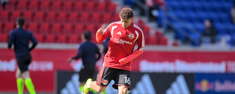 Chelsea ready to compete with Tottenham for 'untouchable' forward in summer