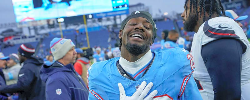 Titans Defensive Coordinator lays down the law on CB Jarvis Brownlee Jr.&#39;s penalty problem, what he&#39;s doing wrong with the refs