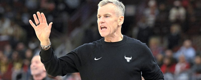 Chicago Bulls’ Billy Donovan has ears for open UNC job: Report