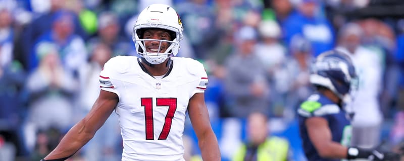 Cardinals, WR Zay Jones Reunite