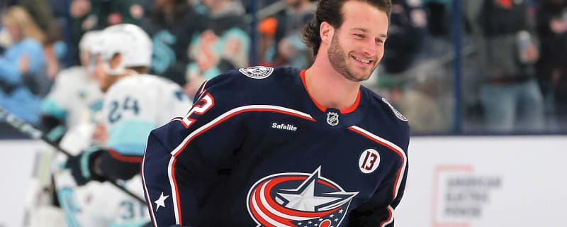 Blue Jackets sign Owen Sillinger to one-year contract
