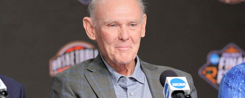 'Where’s The Fat Black Kid': Michael Jordan’s Ex-Teammate Etan Thomas Drops Bombshell, Backing Up George Karl’s Racism Allegations With Shocking Message To Robert Traylor