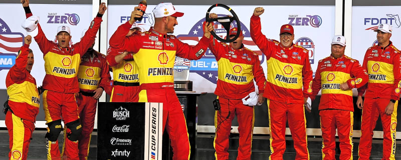 Joey Logano wins Daytona Duel 1 in overtime; Casey Mears rallies for Daytona 500 berth