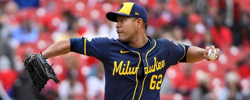 Milwaukee Brewers: Jose Quintana Cannot Hold Back Smile After Matching a CC Sabathia 2008 Accomplishment