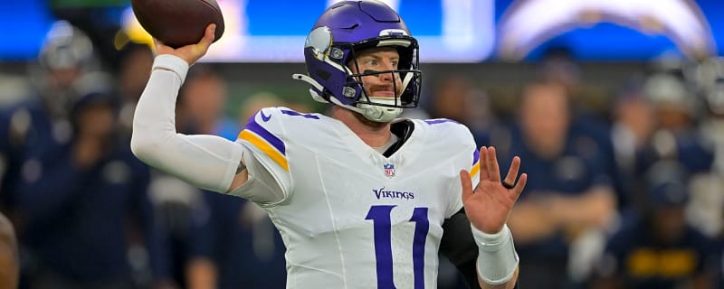 Carson Wentz Re-Signs With Vikings, Spurning New York Jets Interest
