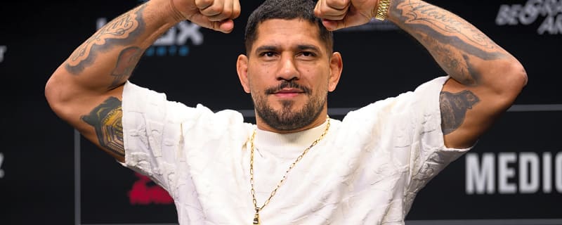 Alex Pereira's Heavyweight Gamble Is The Wrong Move At The Wrong Time