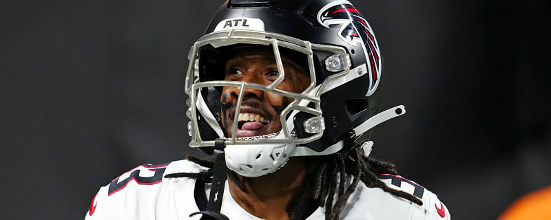 Commanders Elevate CB Antonio Hamilton, Release OL Nate Herbig