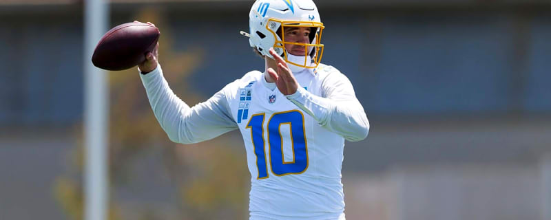 Justin Herbert’s OTA return gives Mike McDaniel’s Chargers install an early stress test