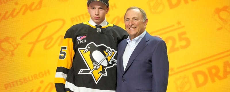 Penguins sign first-round pick to entry-level deal