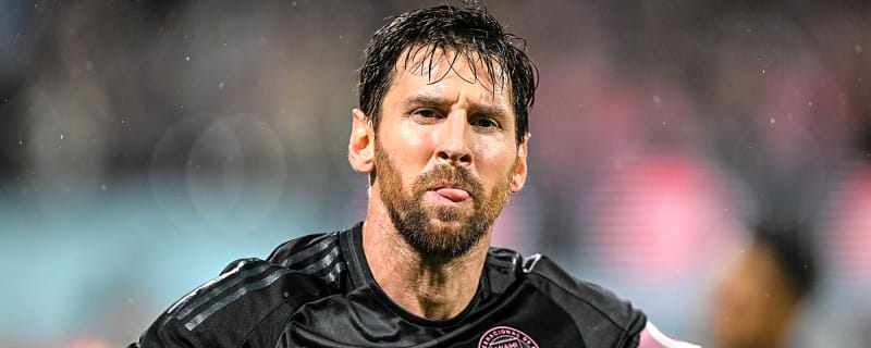 Lionel Messi&#39;s &#39;Selfless&#39; Gesture For Luis Suarez vs New York City is Winning Hearts