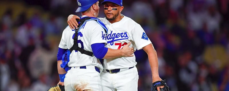 Dodgers Partner With Catching Hope Foundation For Third Annual Clinic