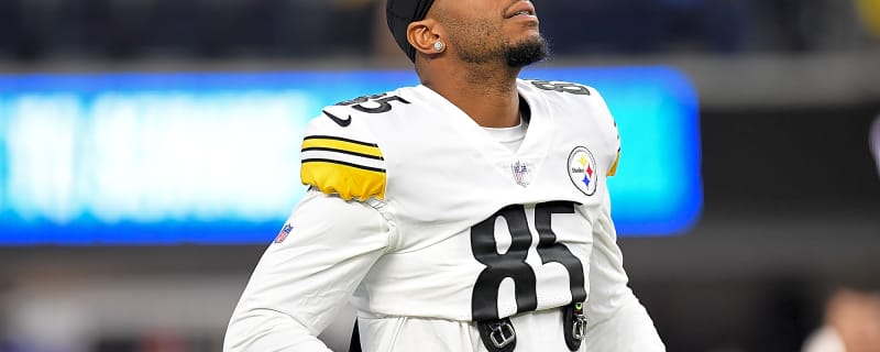 Did the Colts Actually Push Andrew Luck Into Early Retirement? Eric Ebron Says Yes