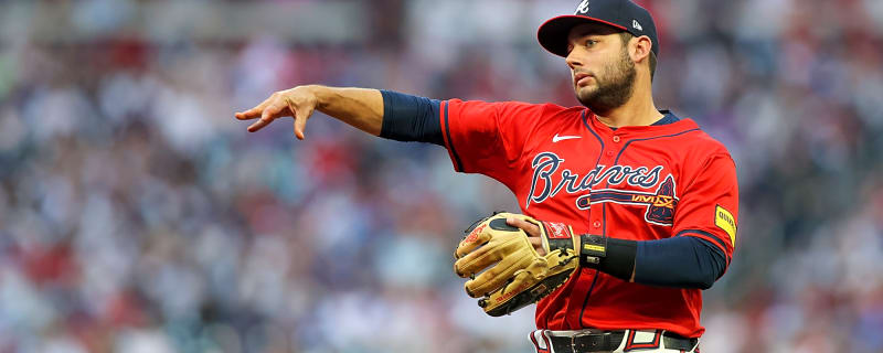 Braves decline option on David Fletcher, outright four players