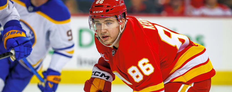 Flames re-sign trio of restricted free agents to deals