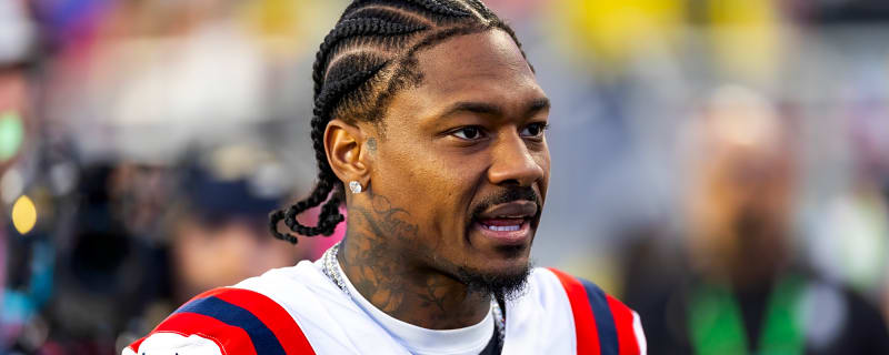 AFC Notes: Stefon Diggs, Mike Vrabel, Joe Brady, Bills, Patriots