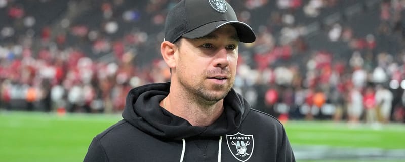 Klint Kubiak isn’t handing Fernando Mendoza anything in Raiders QB battle
