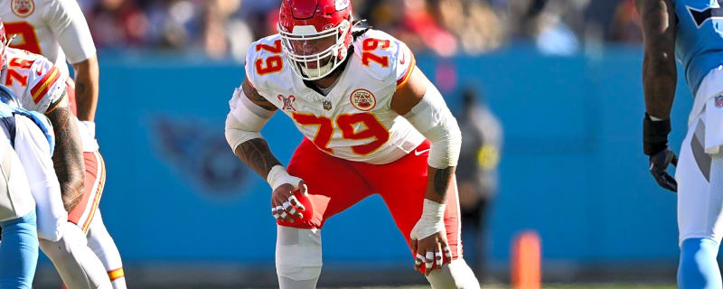 Kansas City Chiefs dark horse Esa Pole is suddenly gaining major traction after earning first-team offense repetitions in OTAs