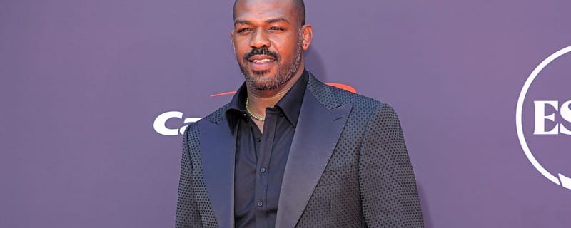 Jon Jones explains the key difference between Tom Aspinall and Alex Pereira as he plots UFC comeback