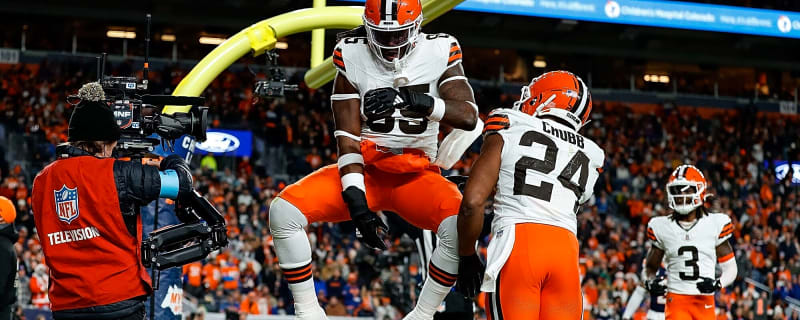 Cleveland Browns’ David Njoku Shares ‘Heartbreaking’ Reaction to Nick Chubb’s Departure