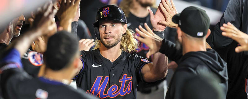 Veteran outfielder elects free agency